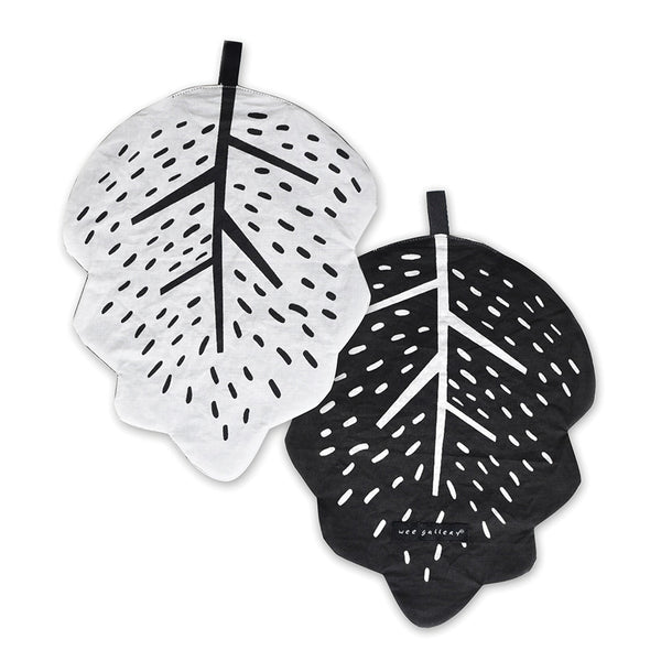 Organic Leaf Crinkle Toy