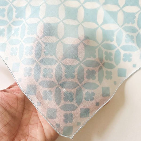 Vintage Hankie - Blue Circle