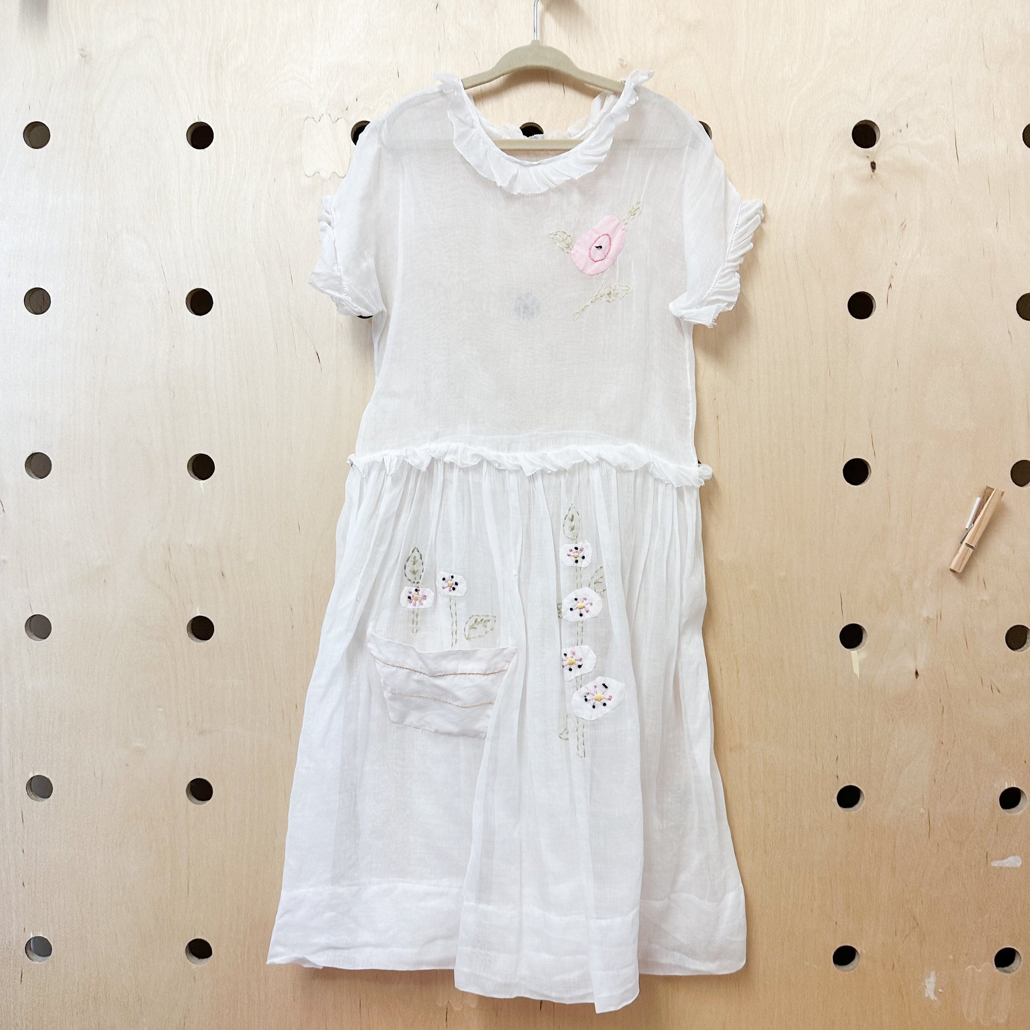 Antique 1920s White Cotton Lawn Dress / 10-12yr Kinoko Kids Antique 1920s White Cotton Lawn Dress / 10-12yr Kinoko Kids