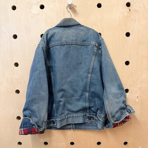 Vintage 1980s Flannel Lined Levis Denim Jacket / 10yr