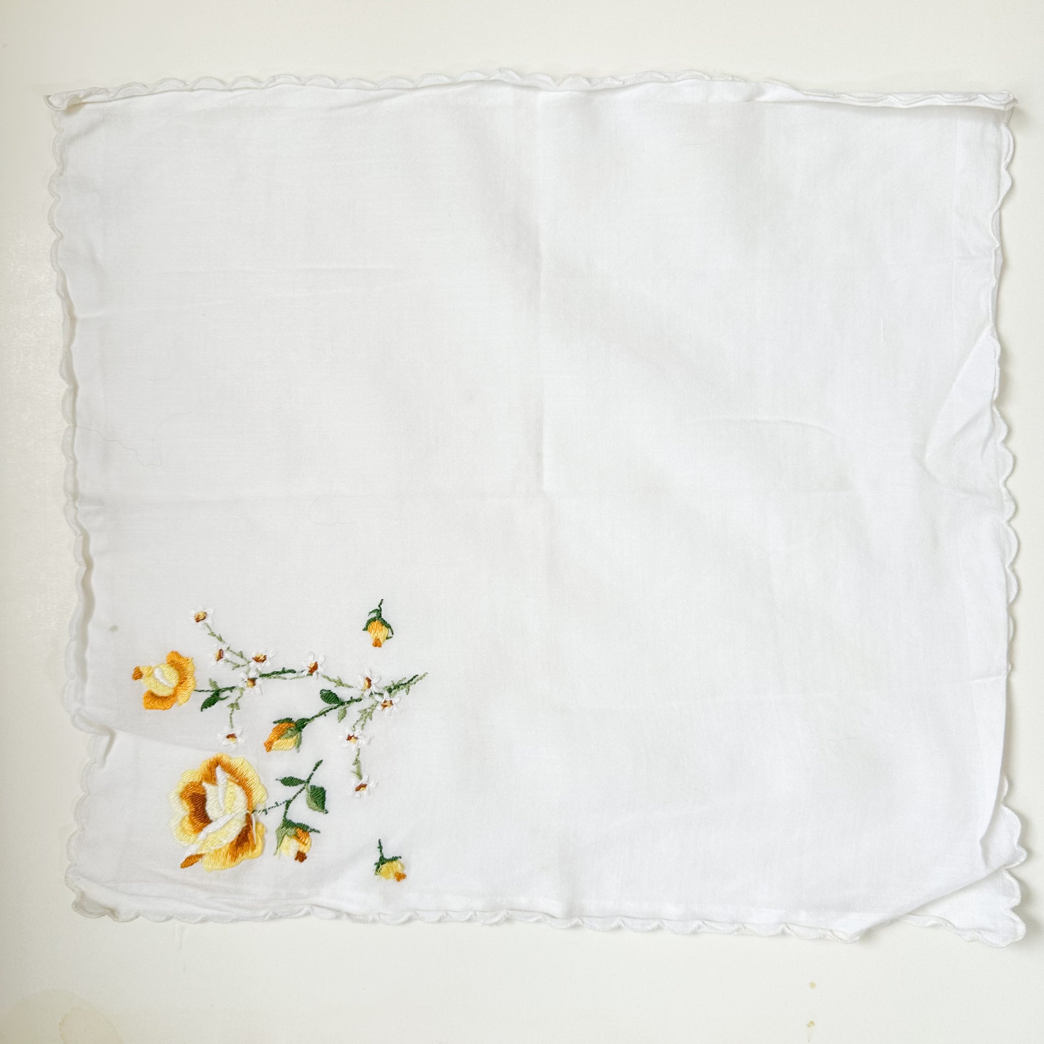 Vintage Hankie - Embroidered Yellow Rose