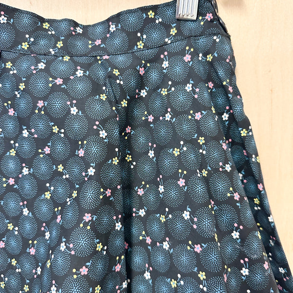 Vintage 1950s Black Floral Circle Skirt / 10yr