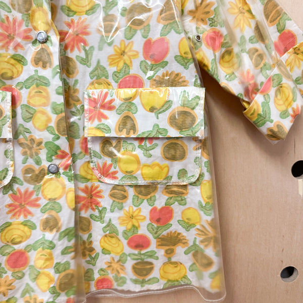 Vintage 1960s Floral Raincoat with a hat / 5T