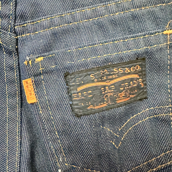Vintage 1970s Orange Tag Levis Jeans / 3T