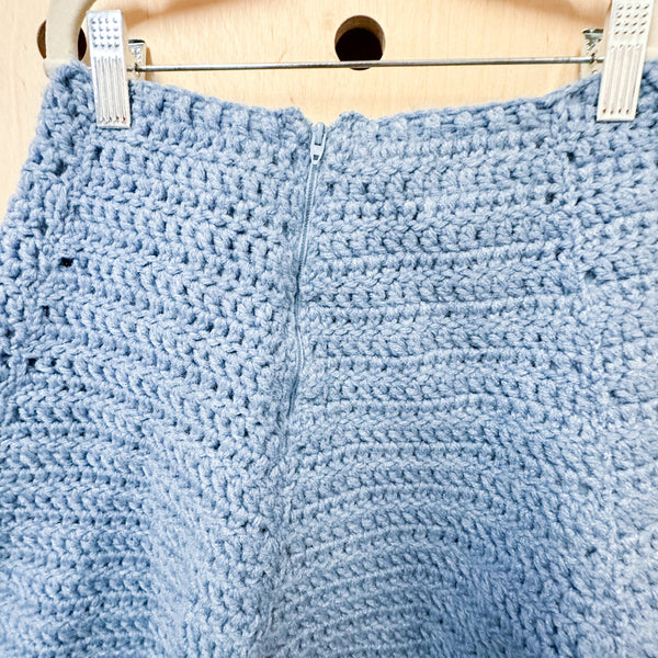 Vintage 1960s Hand Knit Blue Skirt / 10-11yr