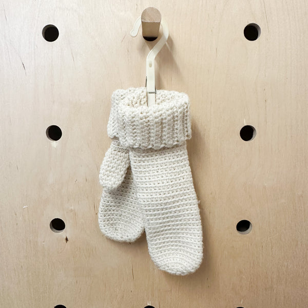 Vintage 1980s Cream Mittens / big kids 6-10yr