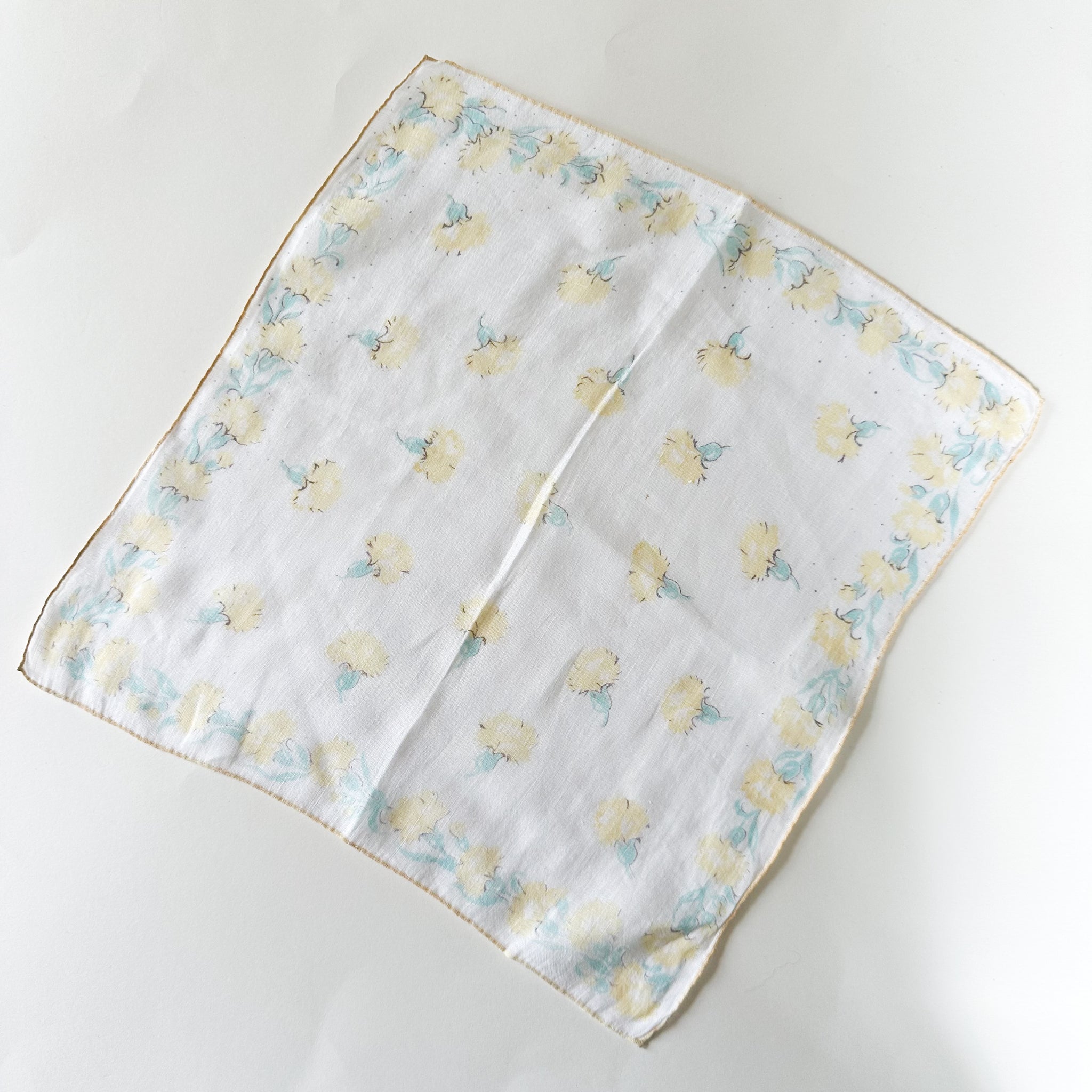 Vintage Hankie - Yellow Carnation