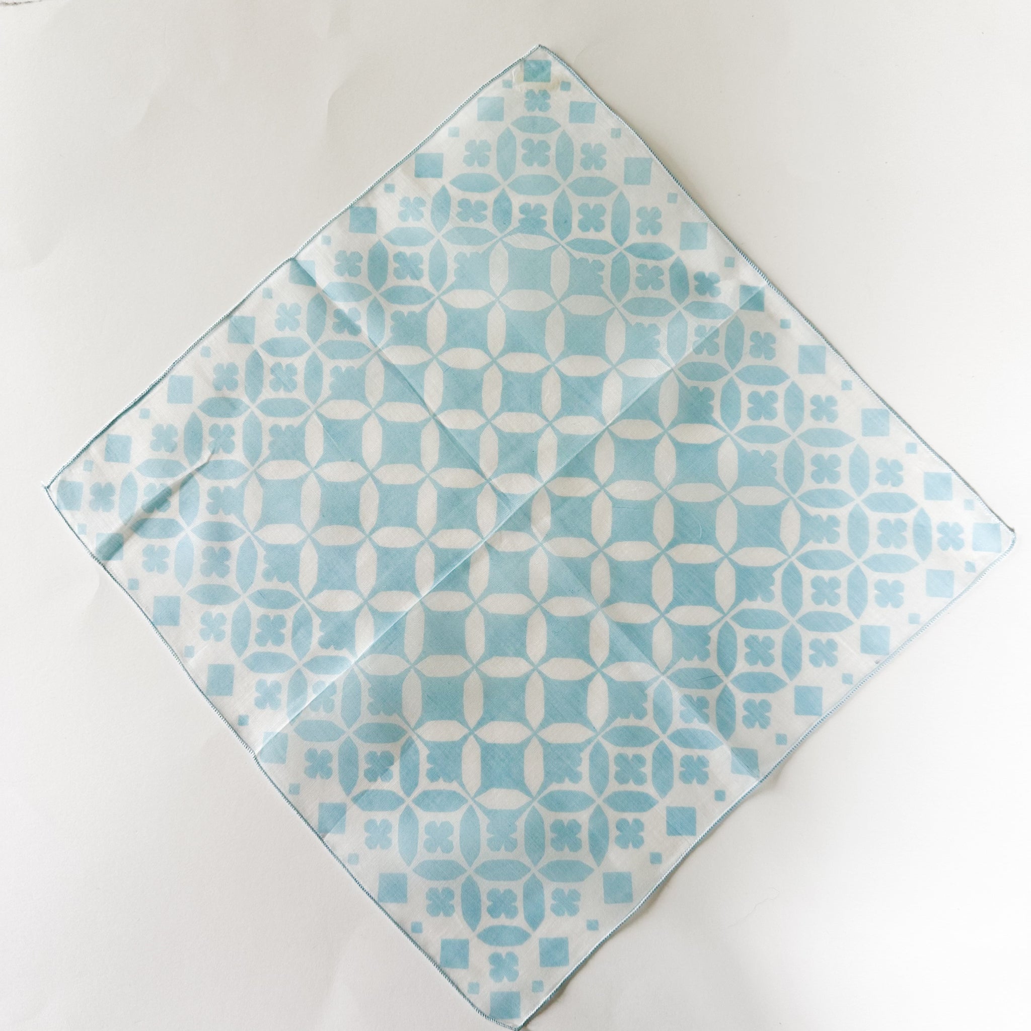 Vintage Hankie - Blue Circle
