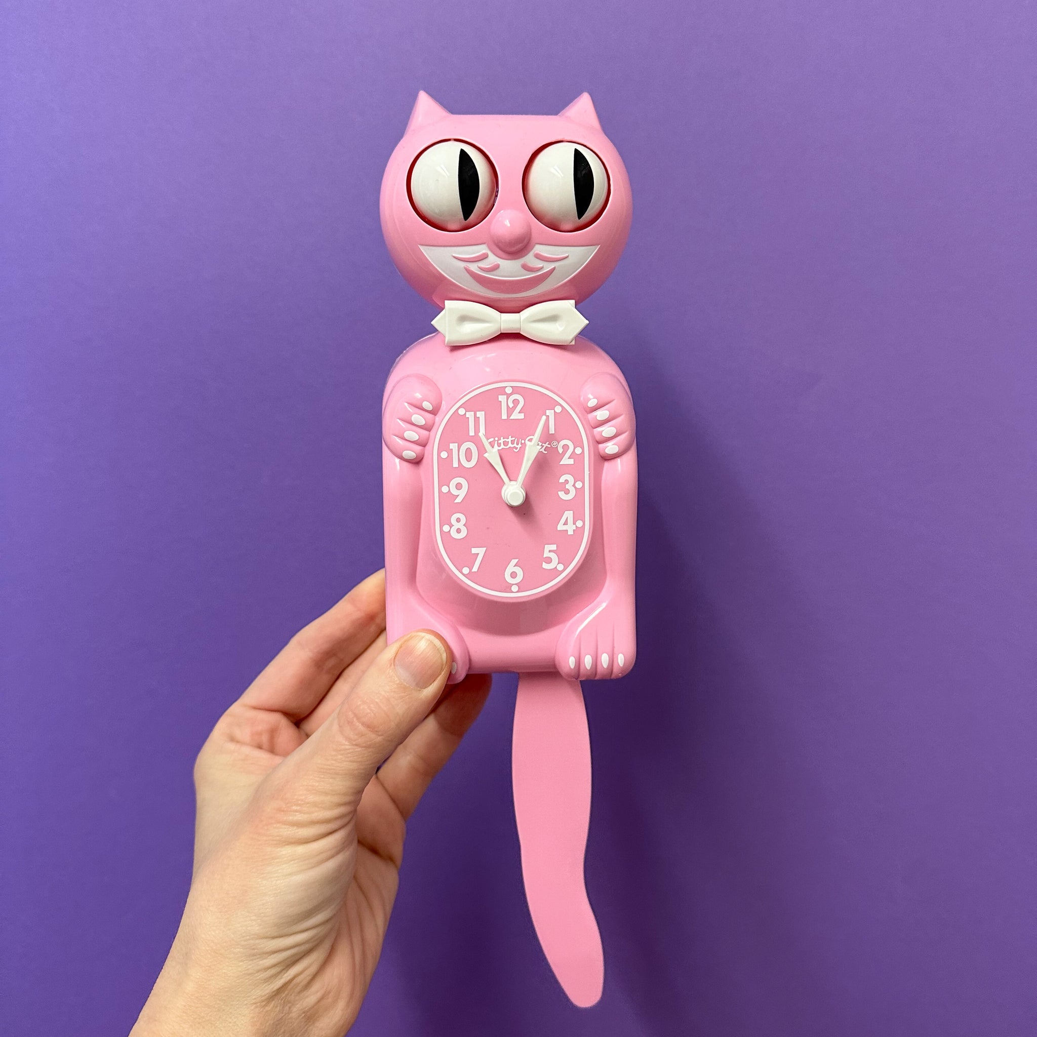 Pink Satin Kitty-Cat Klock (3/4 size)
