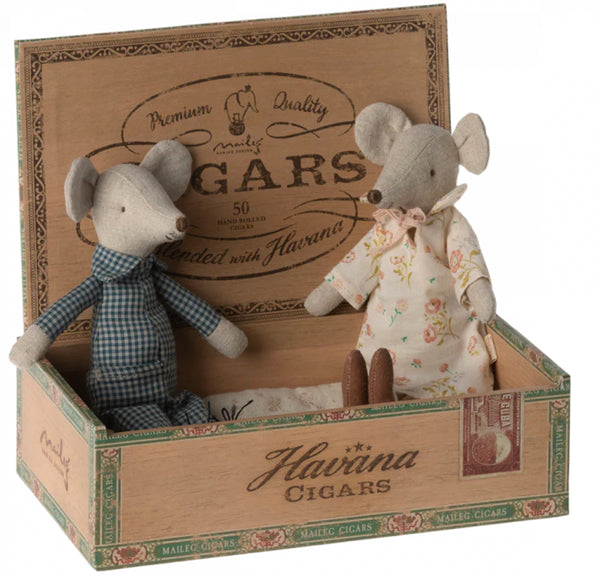 Maileg Grandma and Grandpa Mice in Cigar Box