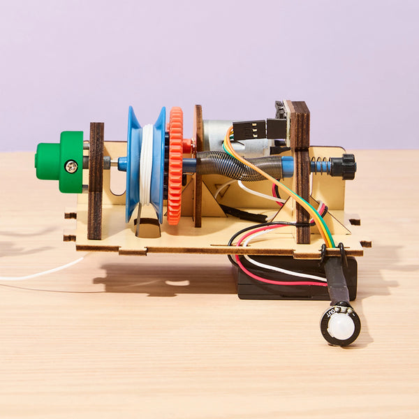Halloween Motion Sensing Spider by Kiwi Co.