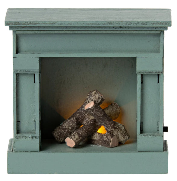 Maileg Mouse Fireplace- vintage blue