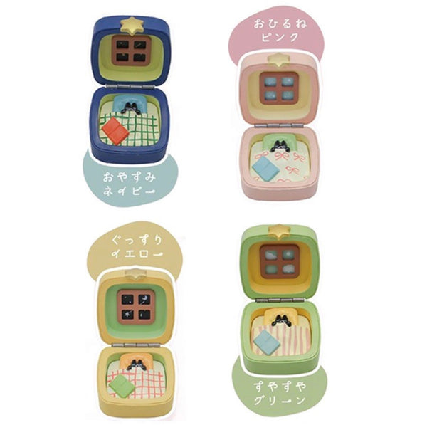 Thumb Cat Capsule Toy
