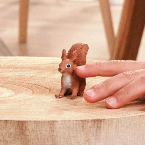 Squirrel by Schleich