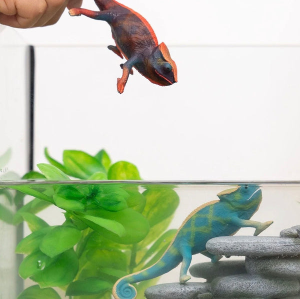 Color Changing Chameleon by Schleich