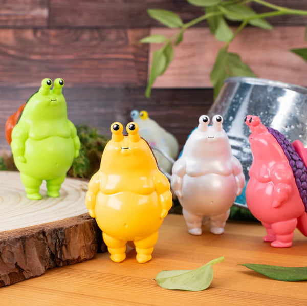 Baby Mansnail Mini figure collection By Kenelephant