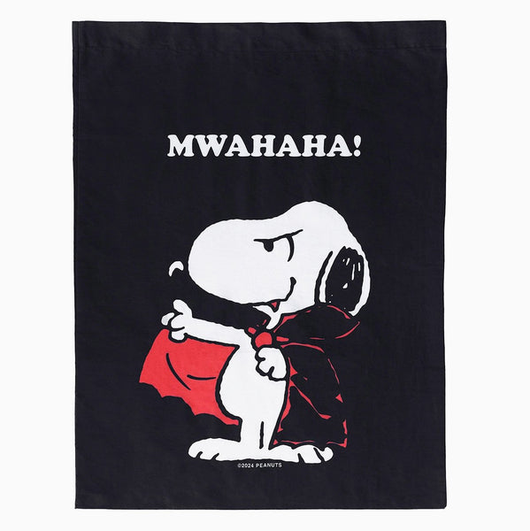 3P4 X Peanuts® - Snoopy Trick Or treat Bag Dracula Pillowcase Style