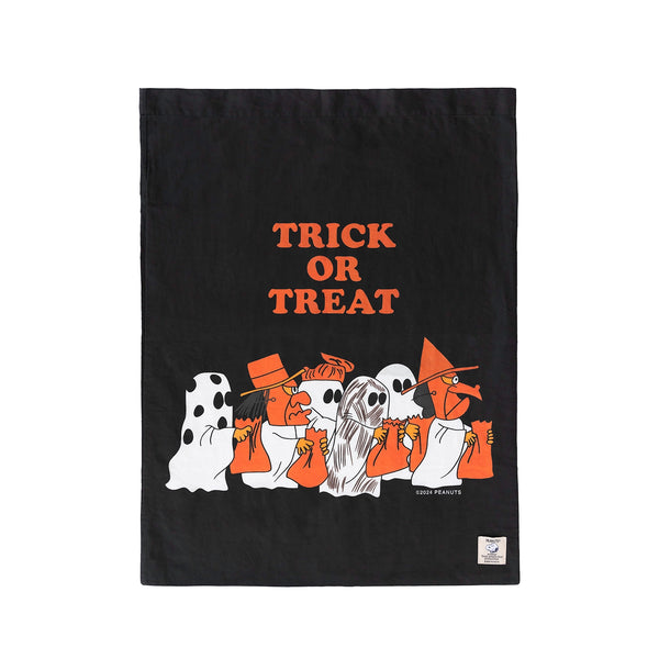 3P4 X Peanuts® - Snoopy Trick Or treat Bag Rock Pillowcase Style