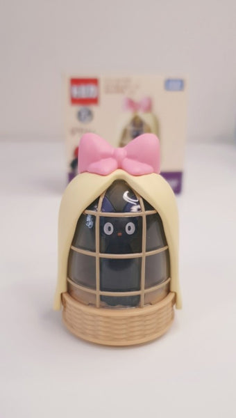 Gigi in a Basket Car by Tomica