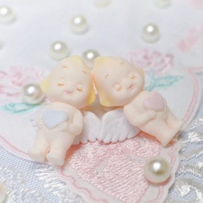 Amor & Psyche Kewpie in pink