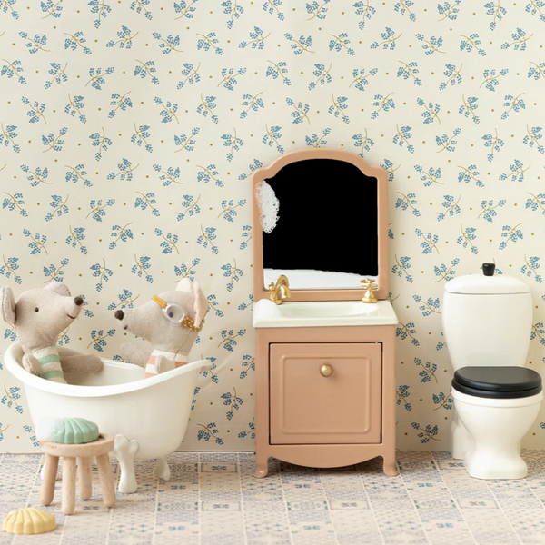 Maileg Silk Dresser, Mouse in Powder