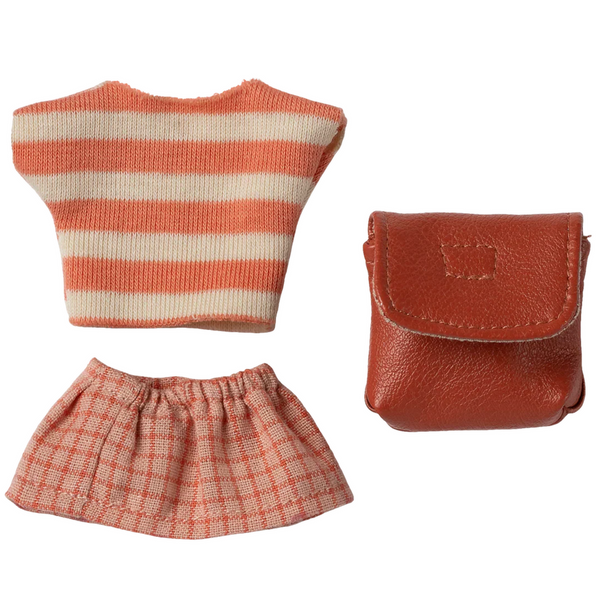 Clothes and Bag for Big Sister Mouse - Coral