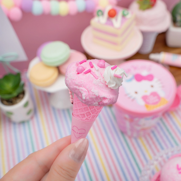 Sanrio® Hello Kitty® Ice Cream Slime Kit