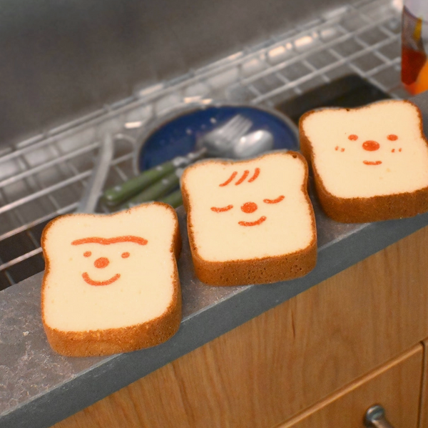 "Poundcake/ Ponqué" Cleaning Sponge (2 types)