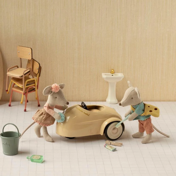 Maileg Driver Mouse - little sister